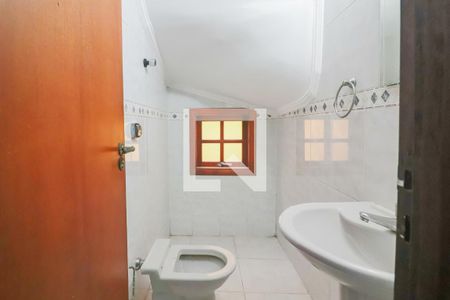 Lavabo de casa para alugar com 3 quartos, 130m² em Vila Albano, São Paulo