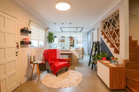 Sala de casa de condomínio à venda com 3 quartos, 125m² em Vila Polopoli, São Paulo