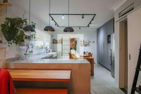 Sala de casa de condomínio à venda com 3 quartos, 125m² em Vila Polopoli, São Paulo