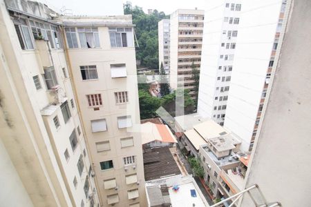 quarto - vista de kitnet/studio à venda com 1 quarto, 30m² em Copacabana, Rio de Janeiro
