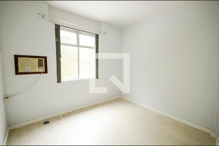 Quarto de apartamento à venda com 1 quarto, 50m² em Estácio, Rio de Janeiro