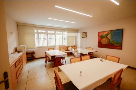 Sala 2 de casa à venda com 8 quartos, 1884m² em Tijuca, Rio de Janeiro