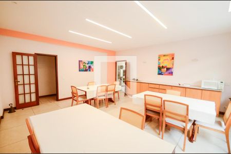 Sala 2 de casa à venda com 8 quartos, 1884m² em Tijuca, Rio de Janeiro