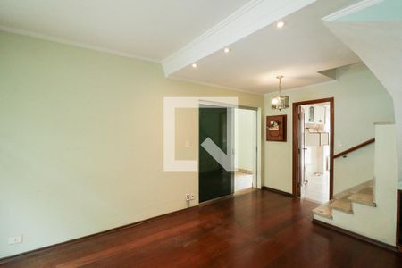 Sala de casa à venda com 3 quartos, 130m² em Conjunto Residencial Santa Terezinha, São Paulo