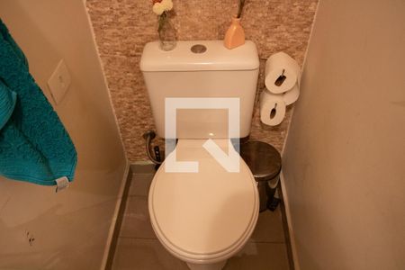 Lavabo de casa à venda com 3 quartos, 143m² em Jardim Sonia, São Paulo