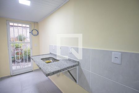Cozinha de kitnet/studio para alugar com 1 quarto, 12m² em Porto da Pedra, São Gonçalo