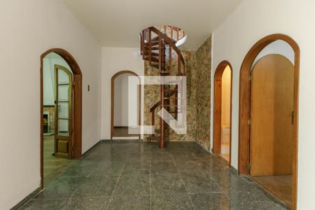 Sala 1 de casa para alugar com 7 quartos, 500m² em Chácara das Pedras, Porto Alegre