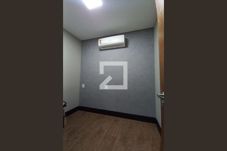 Sala 1 de casa à venda com 3 quartos, 225m² em Jardim Ipaussurama, Campinas