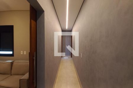 Corredor de casa à venda com 3 quartos, 225m² em Jardim Ipaussurama, Campinas