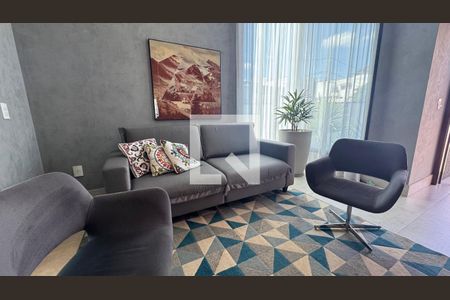 Sala de casa à venda com 3 quartos, 225m² em Jardim Ipaussurama, Campinas