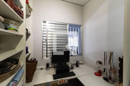 Closet do Quarto 1 da Casa 1 de casa à venda com 4 quartos, 149m² em Jardim Patente, São Paulo