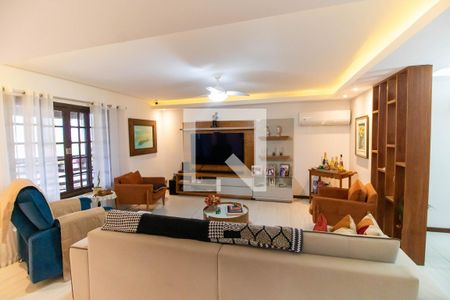 Sala (Casa 1) de casa à venda com 5 quartos, 750m² em Serra Grande, Niterói