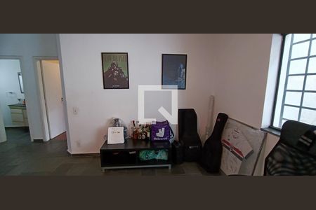 Sala 1 de casa à venda com 3 quartos, 270m² em Jardim Leonor, São Paulo