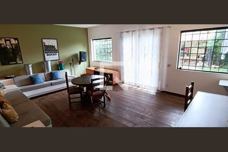 Sala 2 de casa à venda com 3 quartos, 270m² em Jardim Leonor, São Paulo