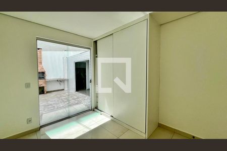 quarto de apartamento para alugar com 2 quartos, 185m² em Fernão Dias, Belo Horizonte