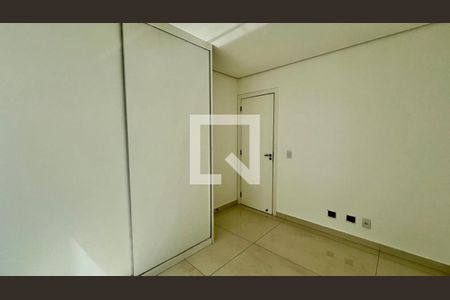 quarto de apartamento para alugar com 2 quartos, 185m² em Fernão Dias, Belo Horizonte