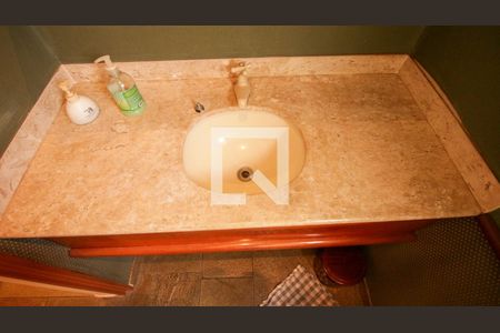 Lavabo de apartamento para alugar com 3 quartos, 140m² em Jardim Avelino, São Paulo