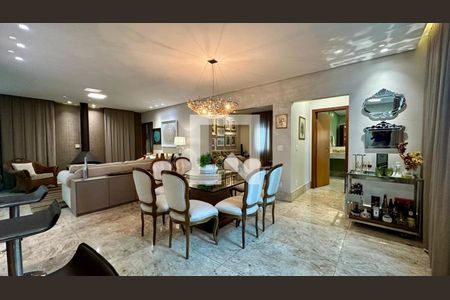 Sala de casa à venda com 4 quartos, 382m² em Grajaú, Belo Horizonte