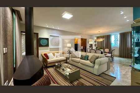 Sala de casa à venda com 4 quartos, 382m² em Grajaú, Belo Horizonte