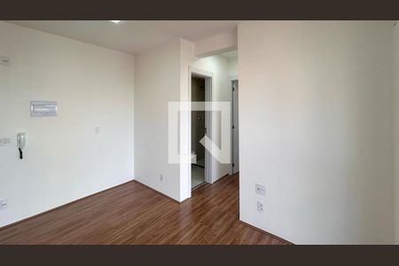 Sala/Cozinha de apartamento à venda com 2 quartos, 40m² em Jardim Santo Antoninho, São Paulo