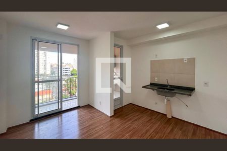 Sala/Cozinha de apartamento à venda com 2 quartos, 40m² em Jardim Santo Antoninho, São Paulo