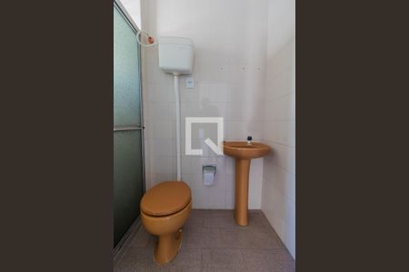 Banheiro de apartamento para alugar com 1 quarto, 32m² em Cavalhada, Porto Alegre