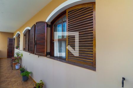 Casa 1 Sacada de casa à venda com 5 quartos, 250m² em Vila Ivg, São Paulo