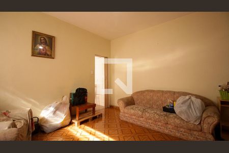 Casa 1 - Sala de casa à venda com 3 quartos, 250m² em Aricanduva, São Paulo