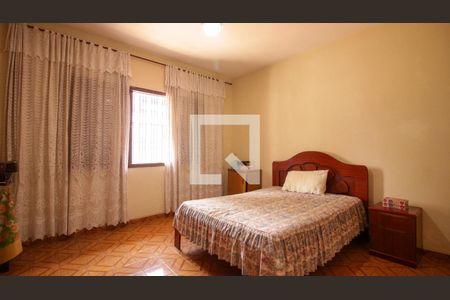 Casa 1 - Quarto 1 de casa à venda com 3 quartos, 250m² em Aricanduva, São Paulo