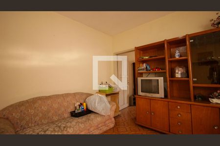 Casa 1 - Sala de casa à venda com 3 quartos, 250m² em Aricanduva, São Paulo