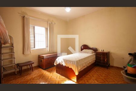 Casa 1 - Quarto 2 de casa à venda com 3 quartos, 250m² em Aricanduva, São Paulo