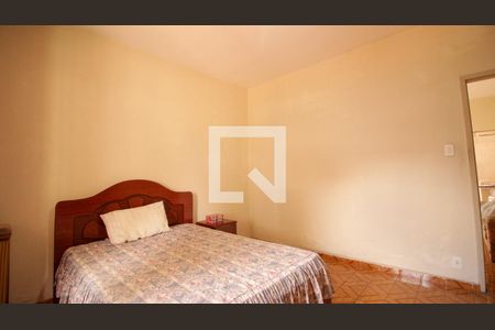 Casa 1 - Quarto 1 de casa à venda com 3 quartos, 250m² em Aricanduva, São Paulo