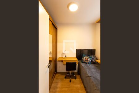 Quarto 1 de apartamento para alugar com 2 quartos, 34m² em Jardim Taquaral, São Paulo
