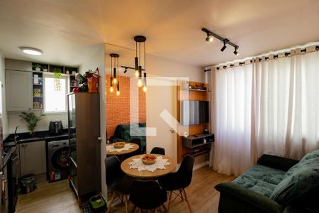 Sala de apartamento para alugar com 2 quartos, 34m² em Jardim Taquaral, São Paulo