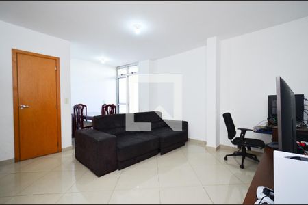 Sala de estar de apartamento para alugar com 3 quartos, 216m² em Ipiranga, Belo Horizonte