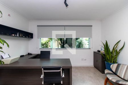 Sala 1 de casa para alugar com 6 quartos, 500m² em Carandiru, São Paulo