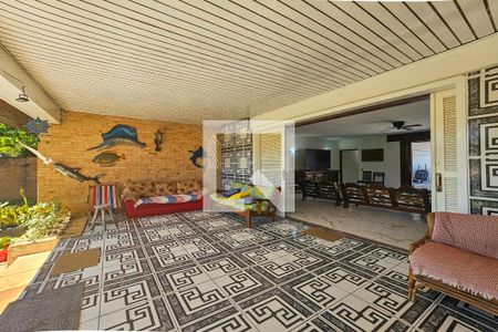 Varanda de casa para alugar com 4 quartos, 500m² em Jardim Virginia, Guarujá