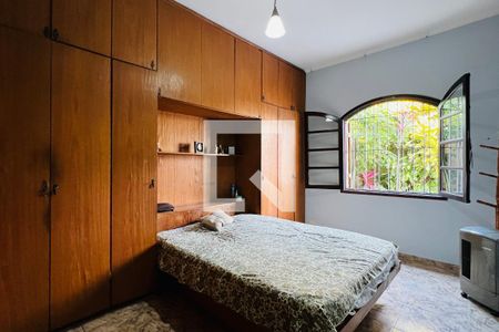 Quarto 1 de casa para alugar com 4 quartos, 228m² em Vila Rosalia, Guarulhos