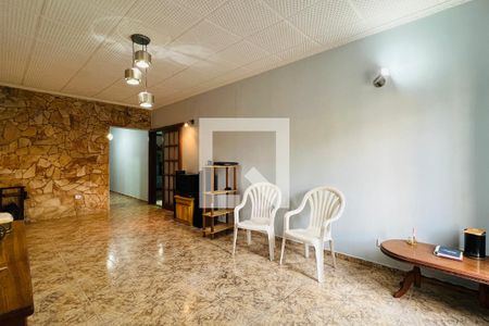 Sala de casa para alugar com 4 quartos, 228m² em Vila Rosalia, Guarulhos