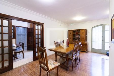 Sala de casa à venda com 3 quartos, 220m² em Parque Continental, São Paulo