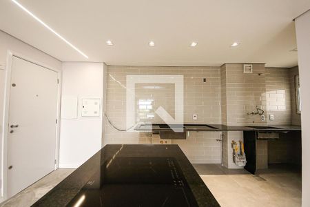 Sala e Cozinha de apartamento à venda com 3 quartos, 90m² em Vila Graciosa, São Paulo