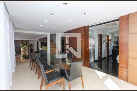 SALA de casa à venda com 4 quartos, 596m² em Estoril, Belo Horizonte