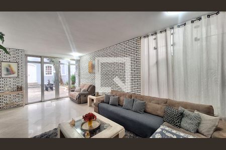 Sala de casa à venda com 4 quartos, 352m² em Alto da Lapa, São Paulo