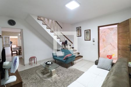 Sala de casa à venda com 2 quartos, 120m² em Parque Edu Chaves, São Paulo