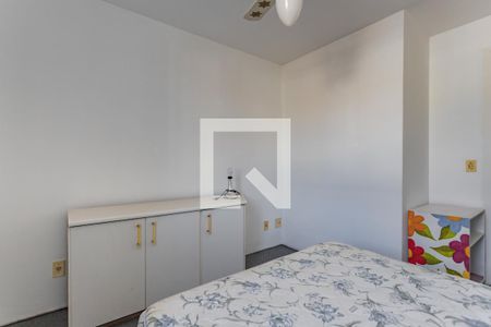 Quarto 1 de casa de condomínio à venda com 2 quartos, 76m² em Humaitá, Porto Alegre