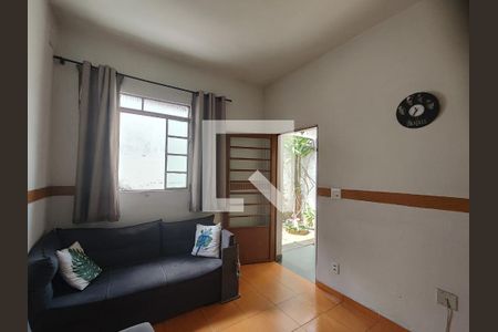 Sala de casa à venda com 2 quartos, 360m² em Linda Vista, Contagem
