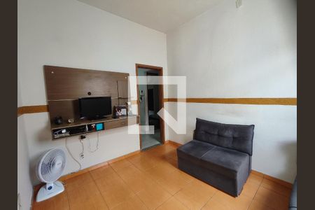 Sala de casa à venda com 2 quartos, 360m² em Linda Vista, Contagem
