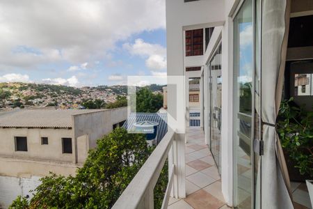 Varanda - Sala/Cobertura de casa à venda com 5 quartos, 170m² em Vila Joao Pessoa, Porto Alegre