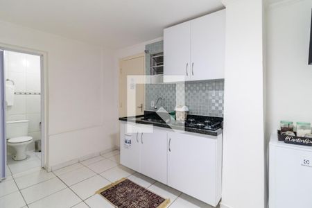 Cozinha de kitnet/studio para alugar com 1 quarto, 40m² em Luz, São Paulo