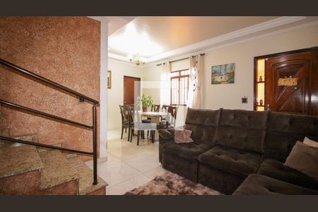 Sala de casa à venda com 4 quartos, 150m² em Vila Mendes, São Paulo